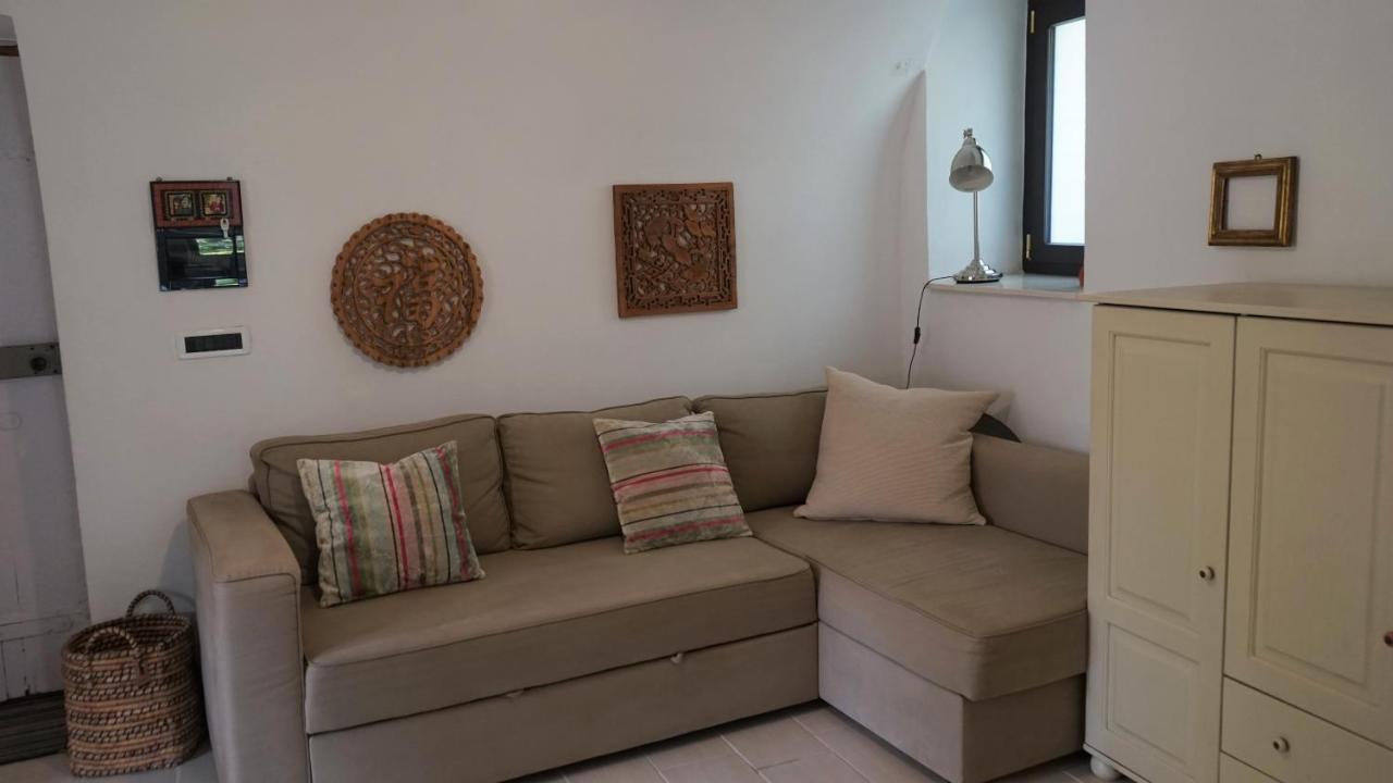 La Libellula Rossa Bed & Breakfast Erli Luaran gambar