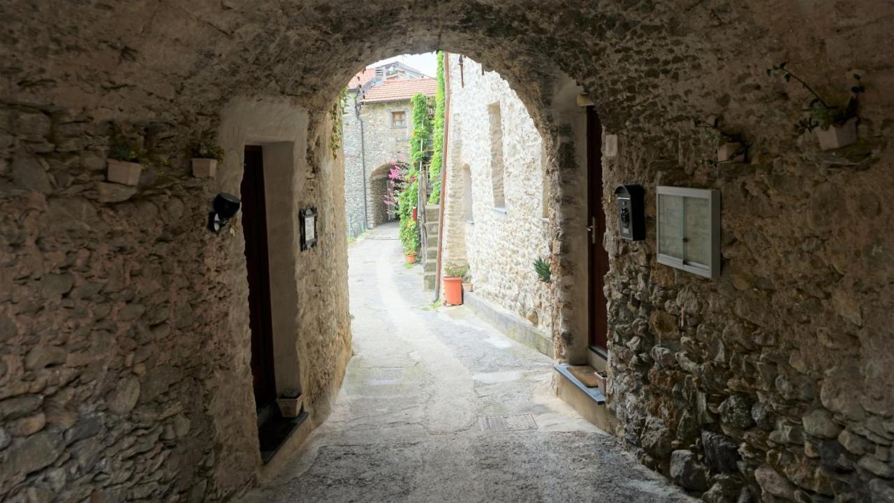 La Libellula Rossa Bed & Breakfast Erli Luaran gambar
